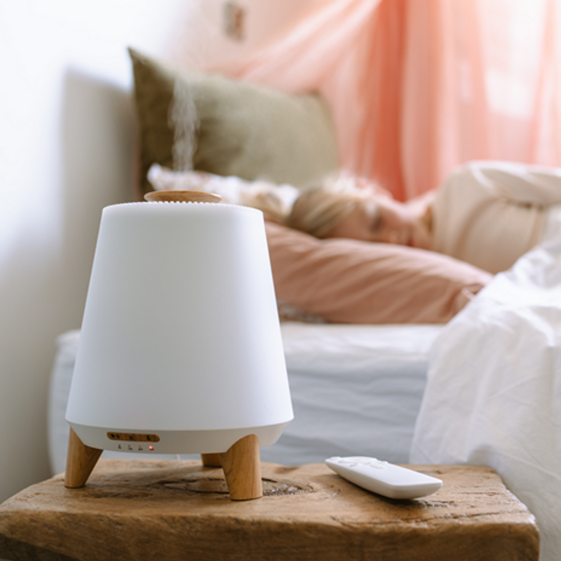Hush Vaporiser with FREE Covers and Oils