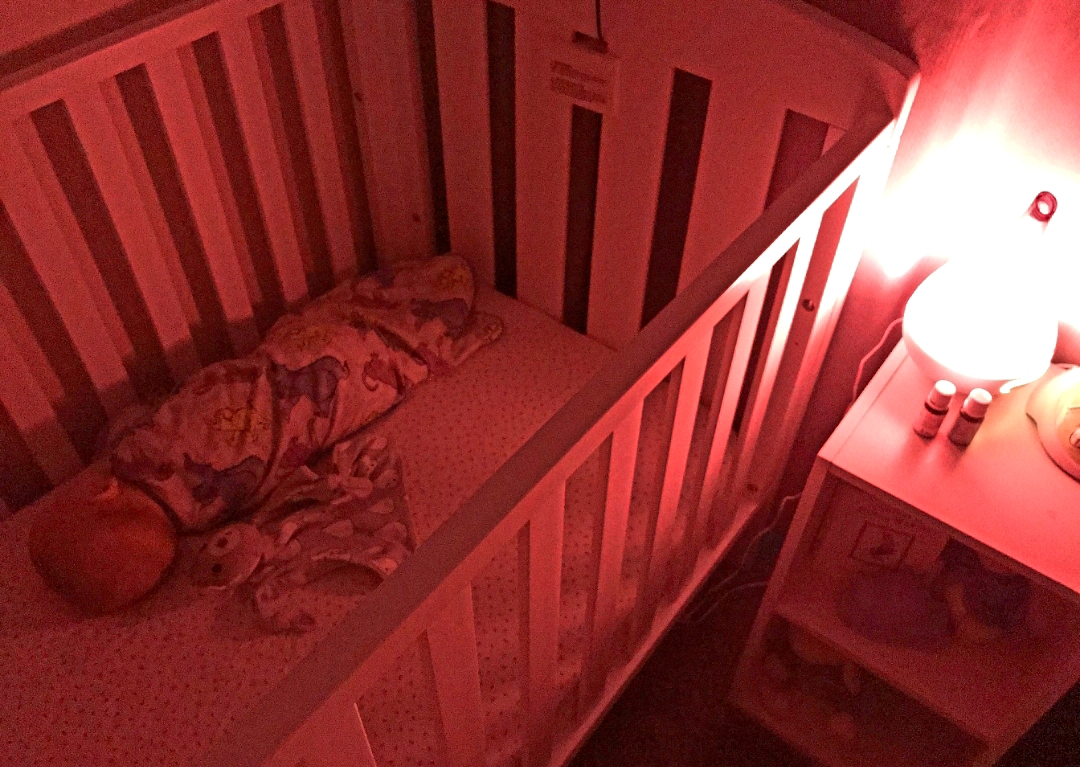 dim lamp for baby room