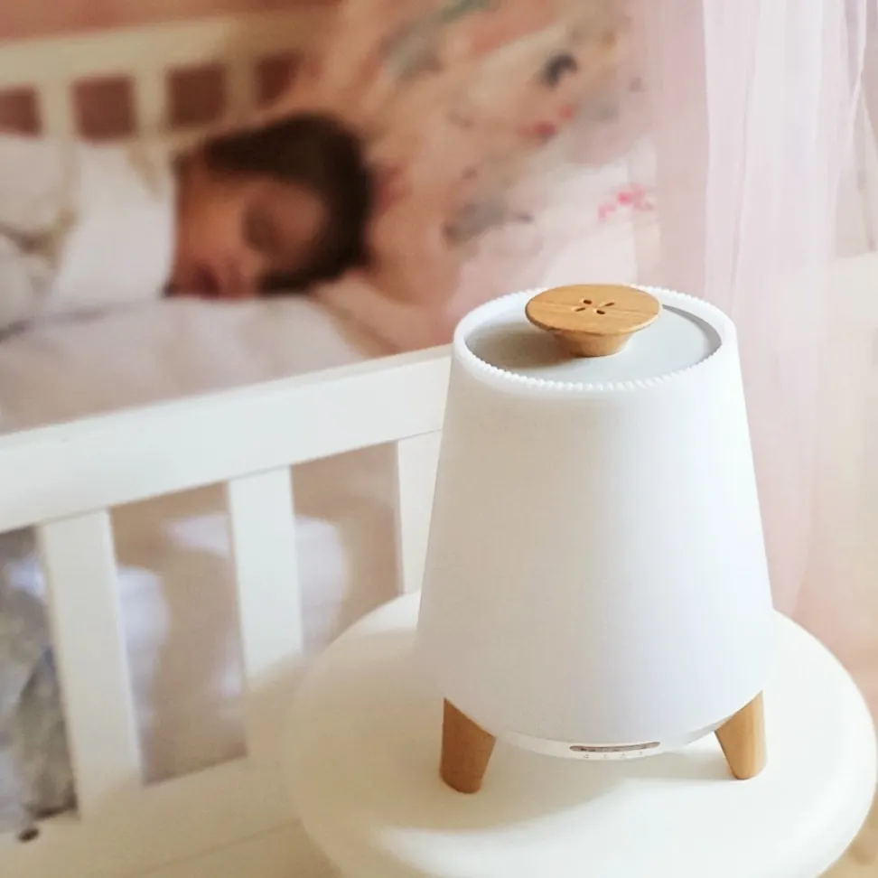 Baby humidifier using ultrasonic cool mist technology